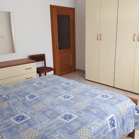 Casa Morgana A Villatico Feriehus *